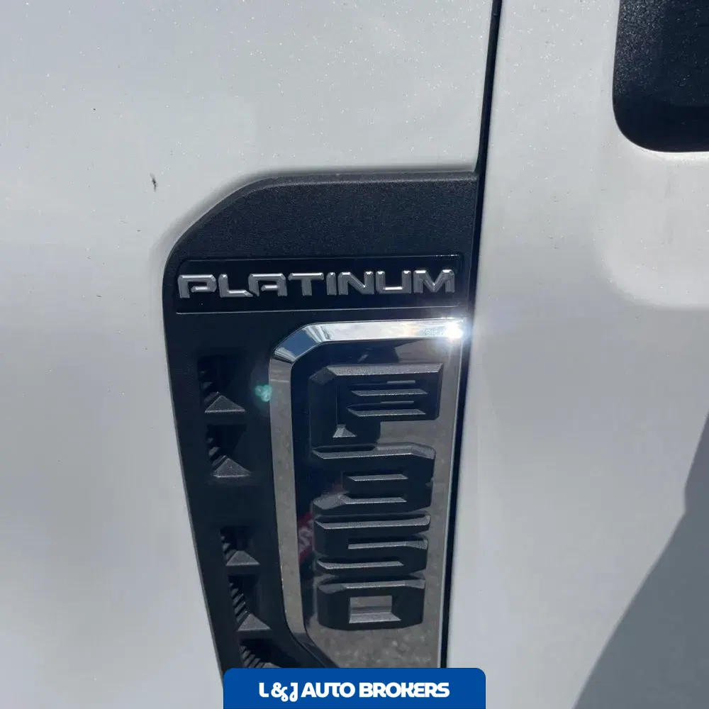 2024 Ford F-350 Super Duty Platinum