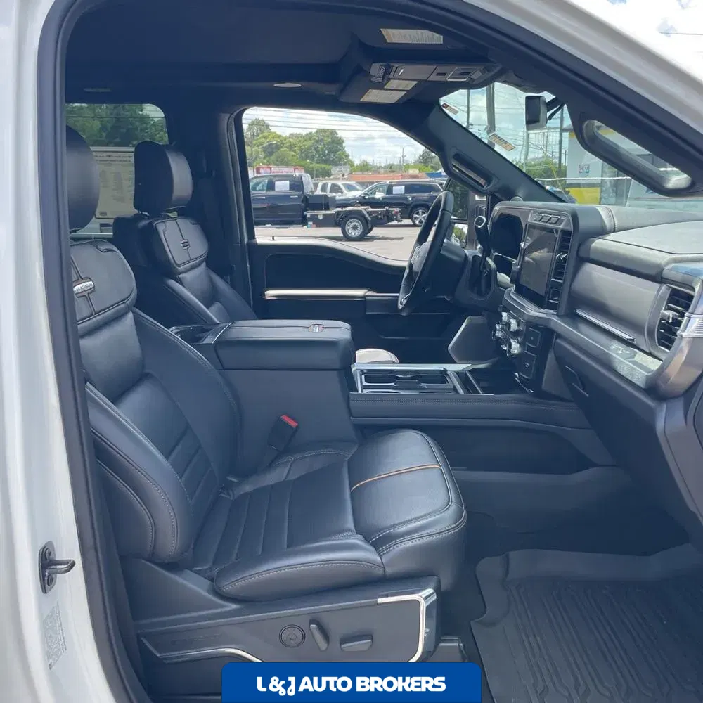 2024 Ford F-350 Super Duty Platinum