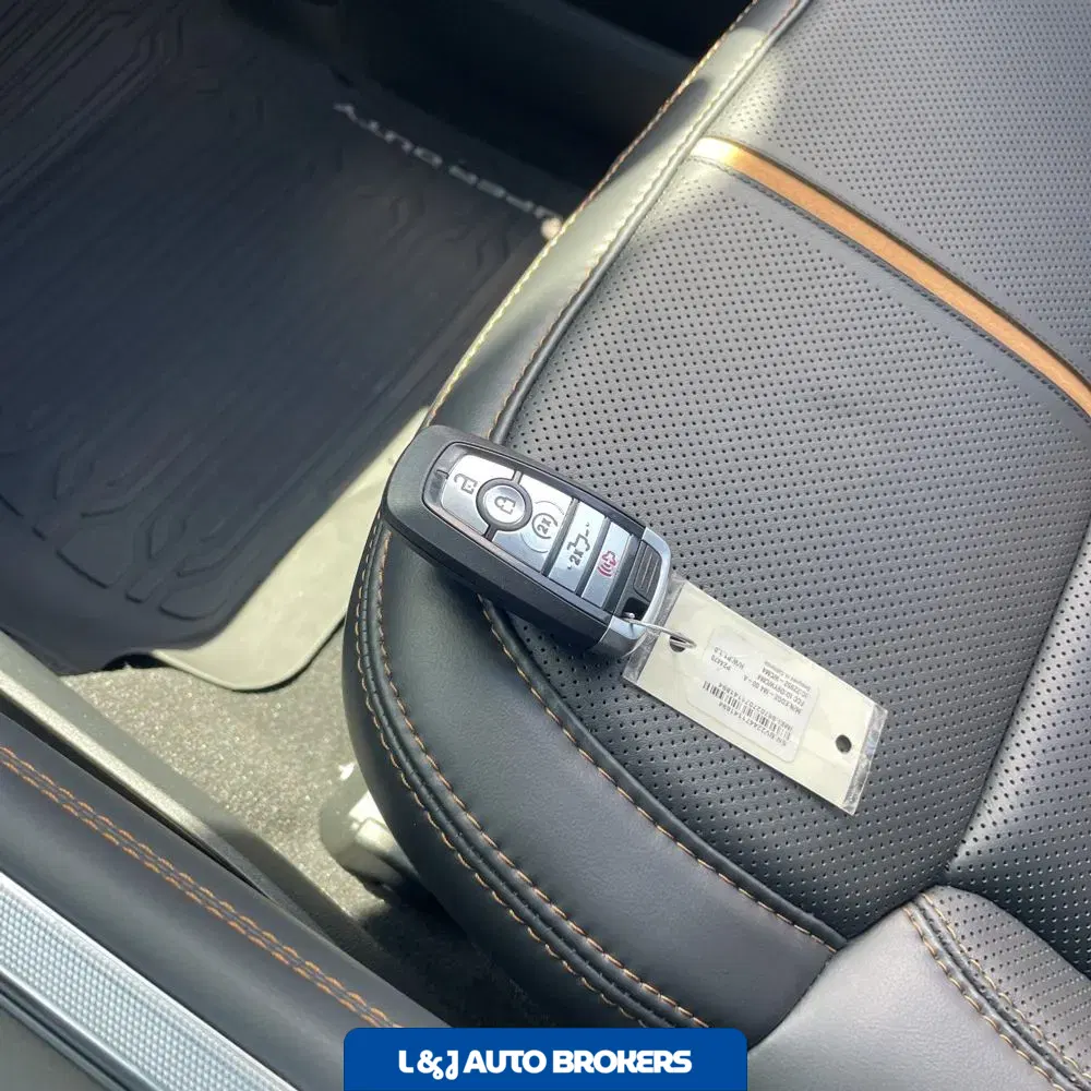 2024 Ford F-350 Super Duty Platinum