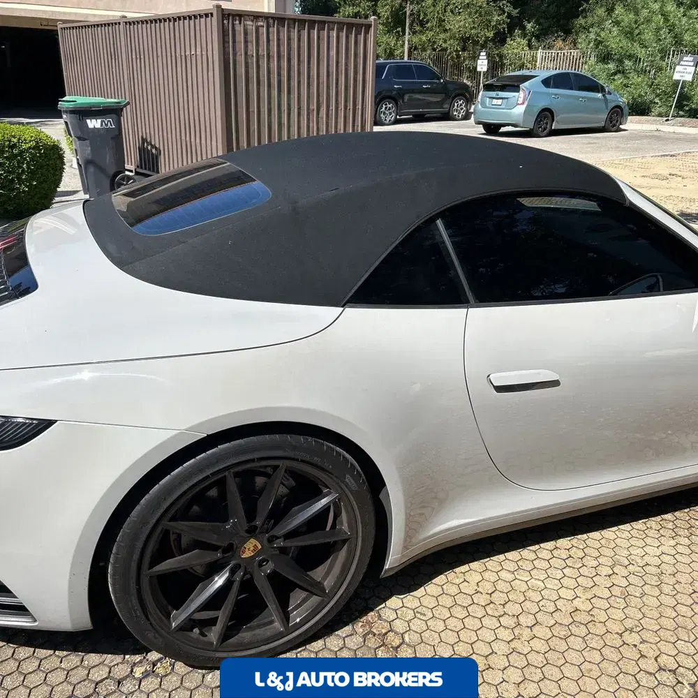 2021 Porsche 911 Carrera
