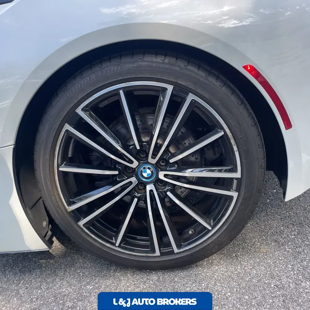2019 BMW i8