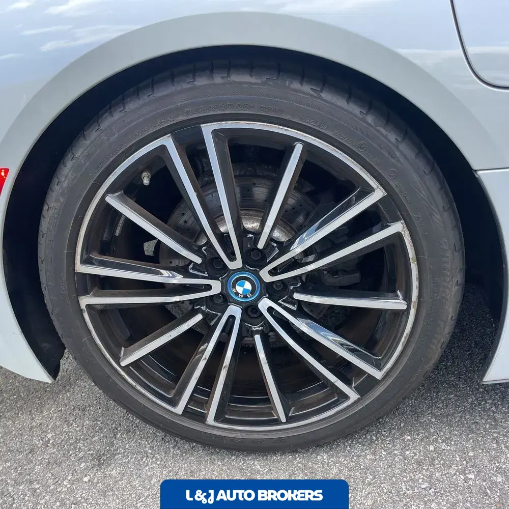 2019 BMW i8