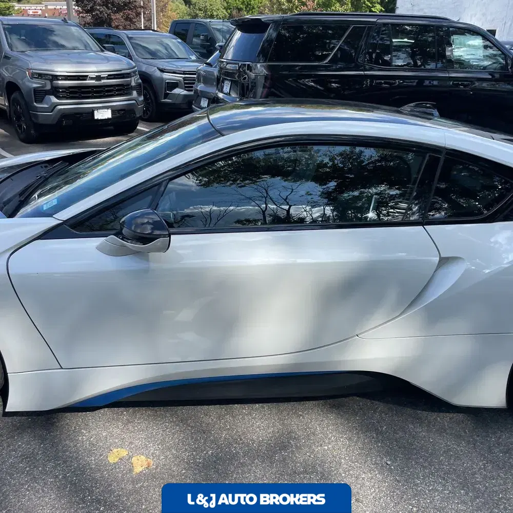 2019 BMW i8