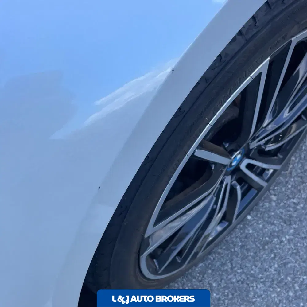 2019 BMW i8