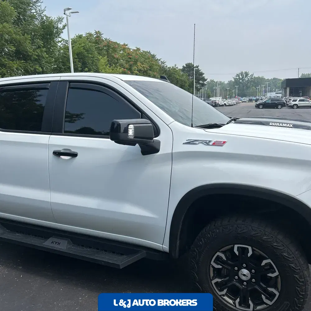2024 Chevrolet Silverado 1500 ZR2