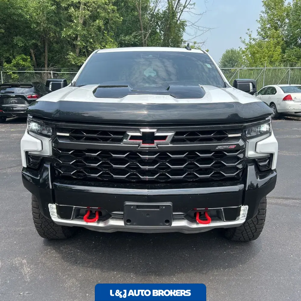 2024 Chevrolet Silverado 1500 ZR2