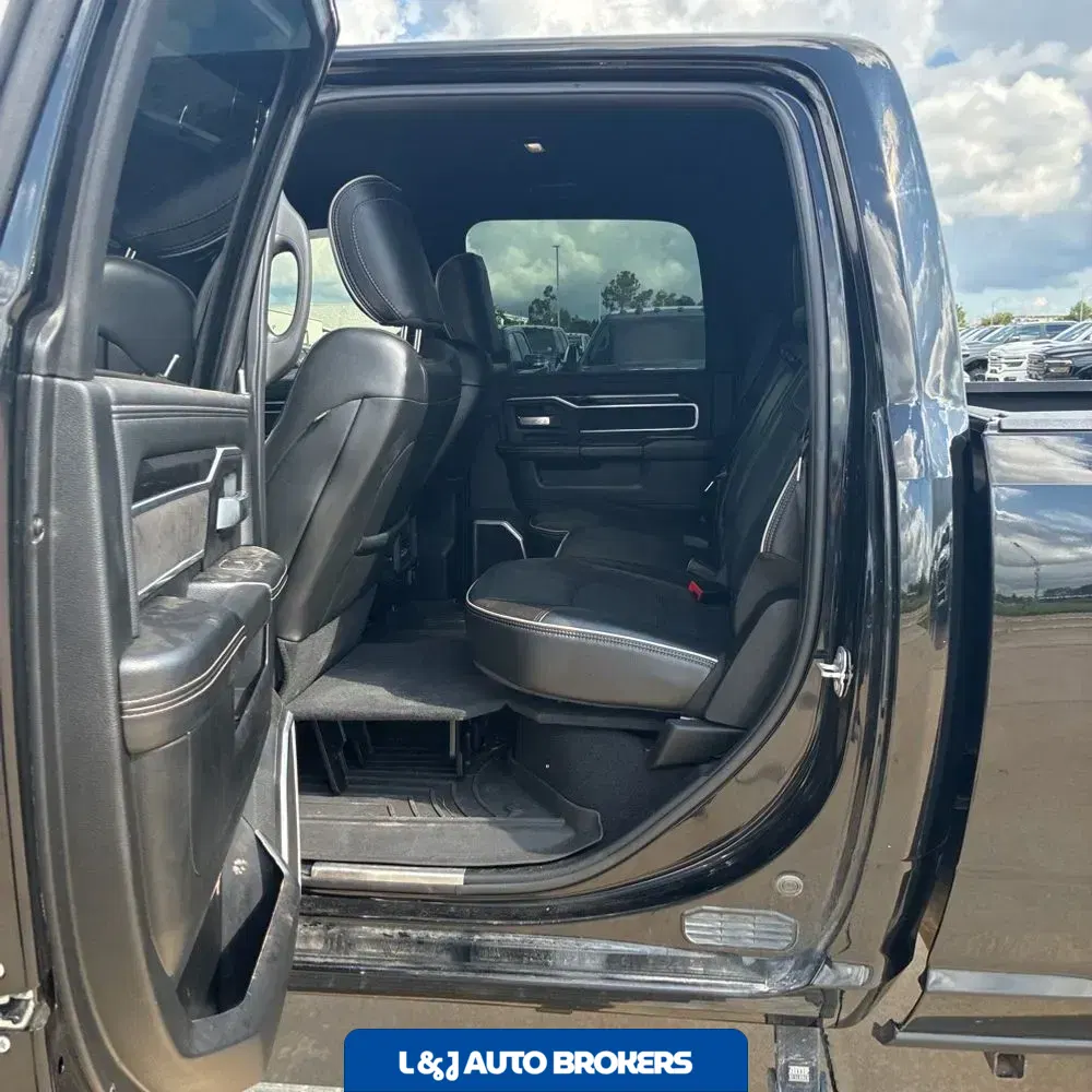 2020 Ram 3500 Laramie