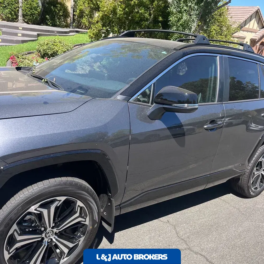 2025 Toyota RAV4 Plug-in Hybrid XSE