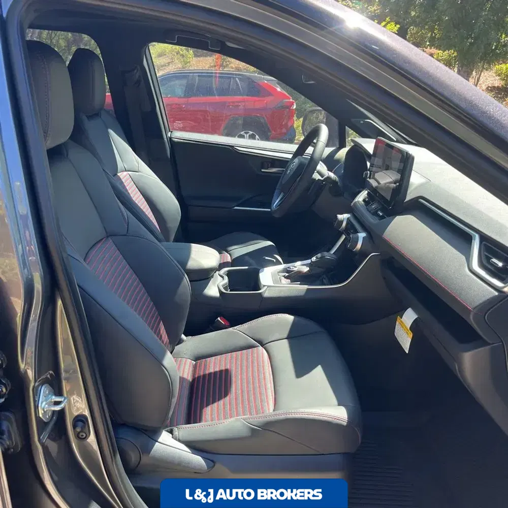 2025 Toyota RAV4 Plug-in Hybrid XSE