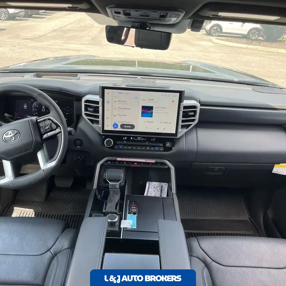 2025 Toyota Sequoia Platinum