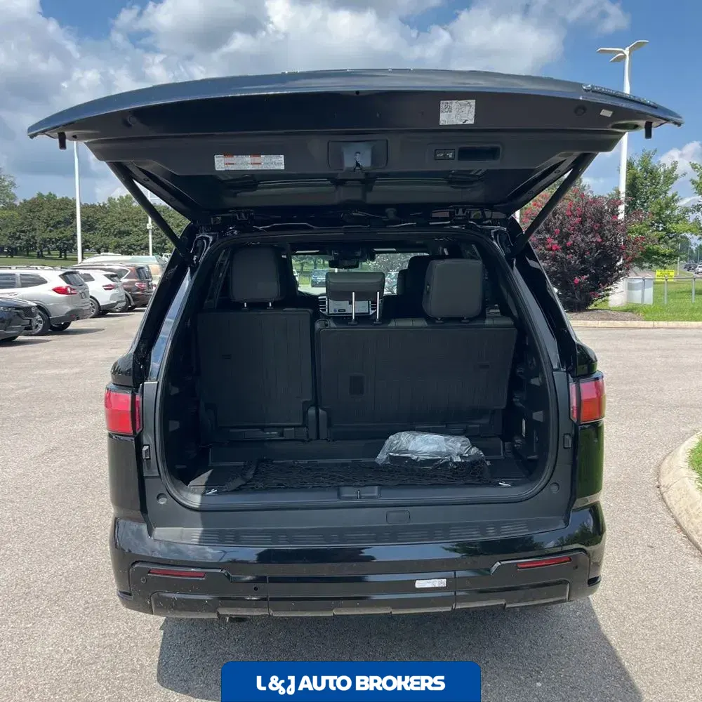 2025 Toyota Sequoia Platinum