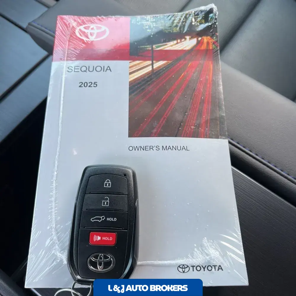 2025 Toyota Sequoia Platinum