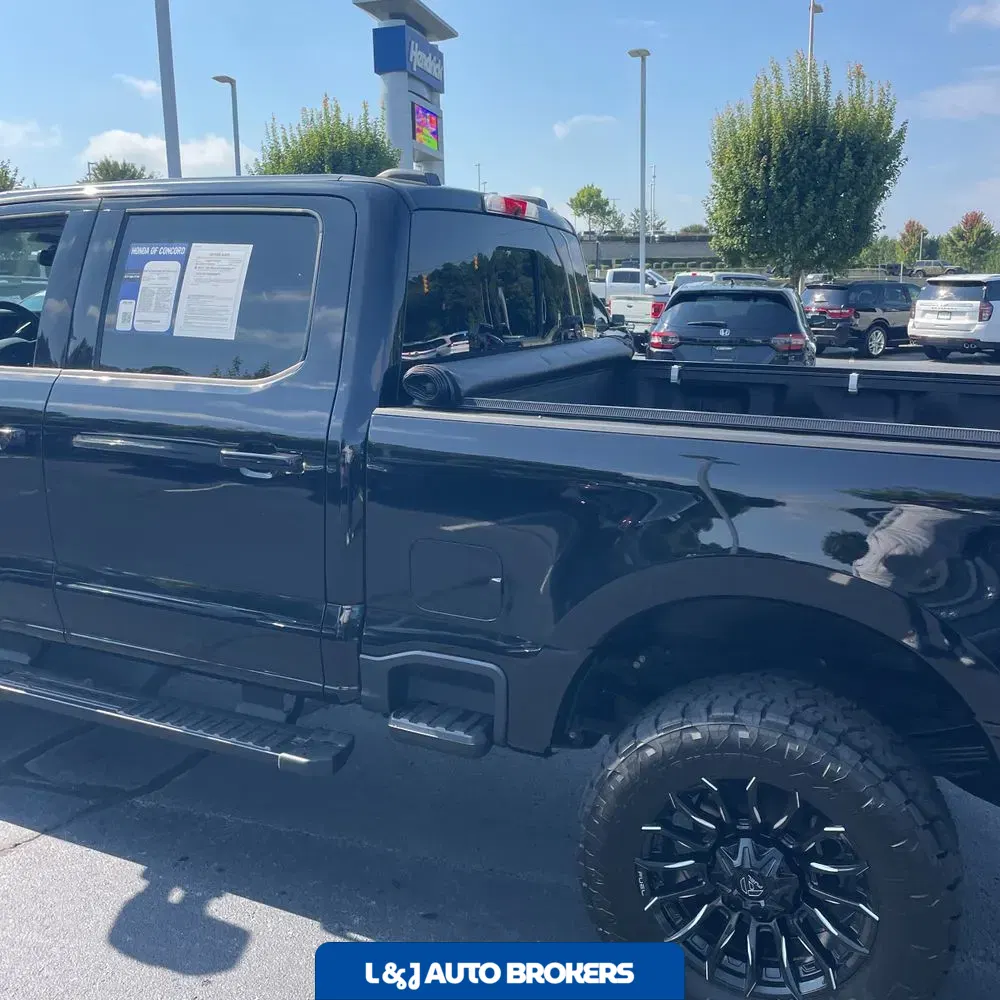 2025 Ford F250 S/D Lariat