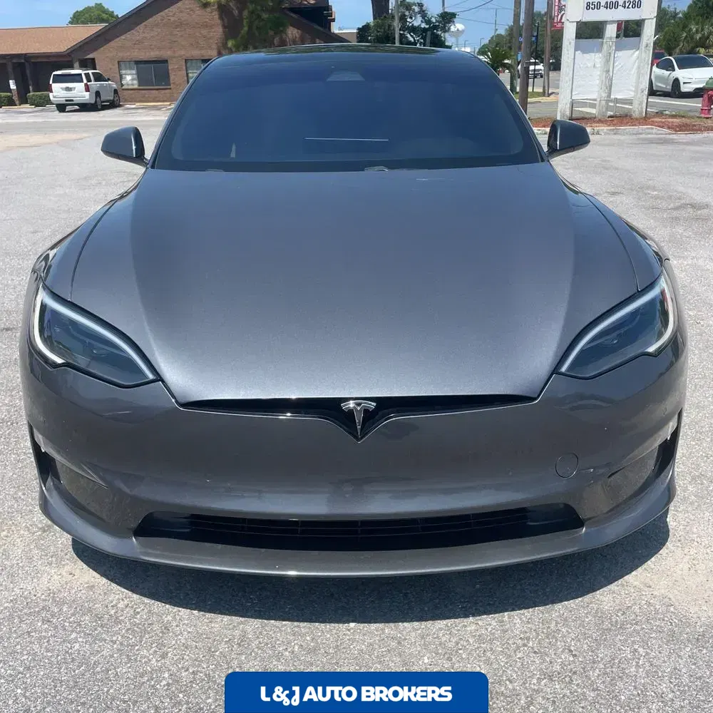 2022 Tesla Model S Plaid