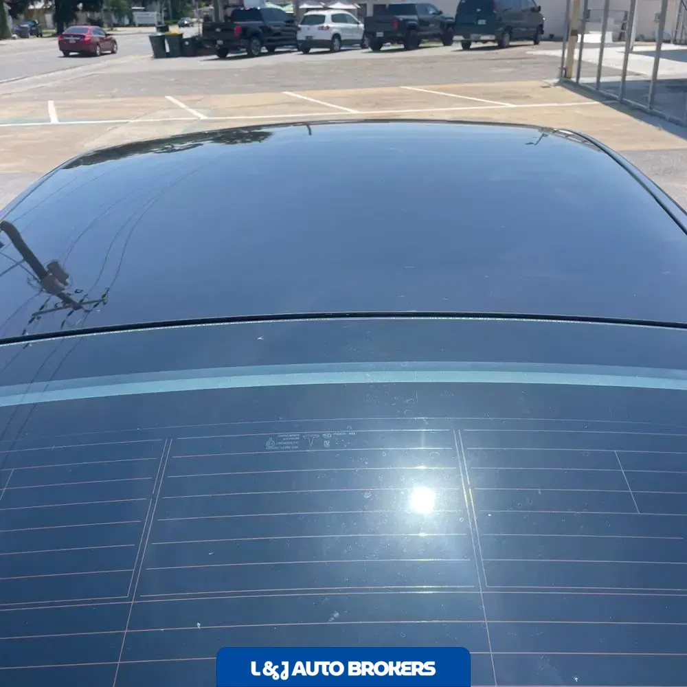 2022 Tesla Model S Plaid