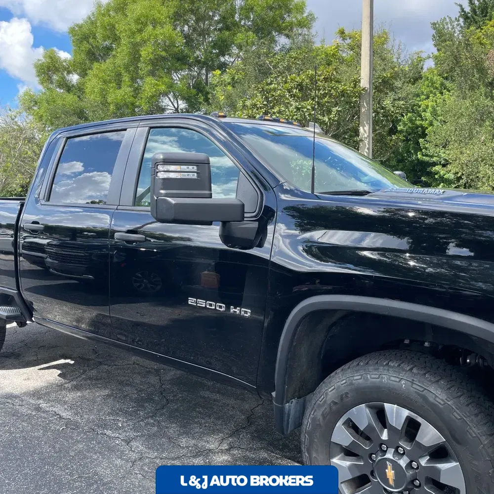 2024 Chevrolet Silverado 2500HD Custom