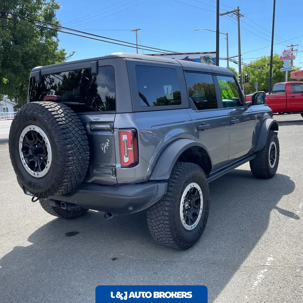 2022 Ford Bronco Badlands Advanced