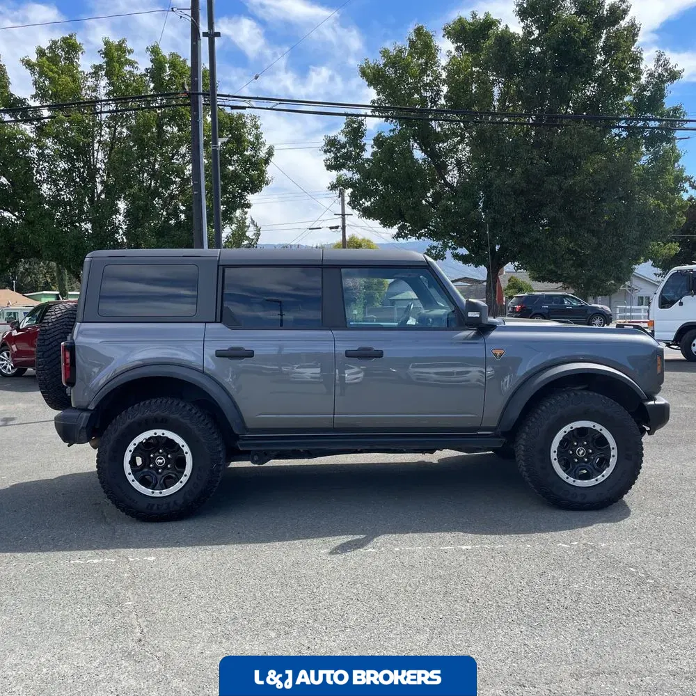 2022 Ford Bronco Badlands Advanced