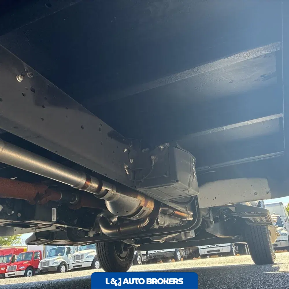 2025 Ford Commercial Vans E450