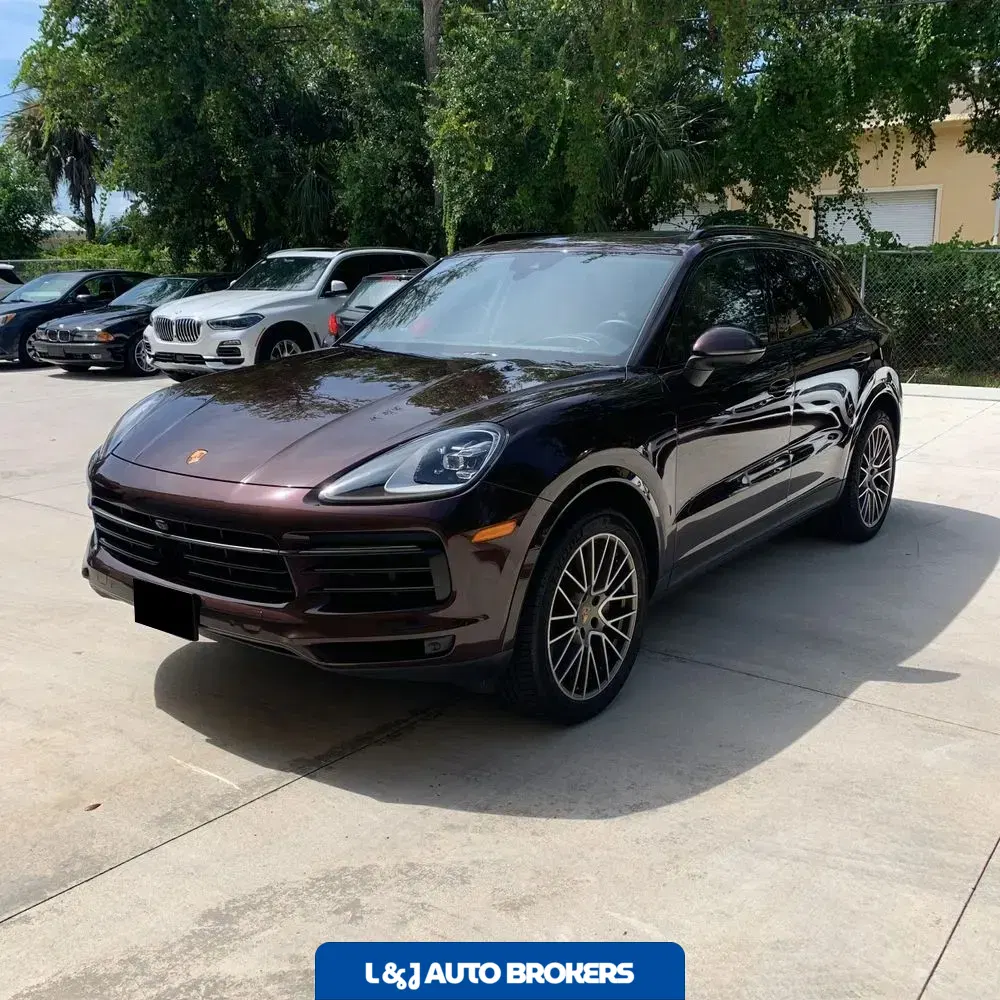 2022 Porsche Cayenne S Platinum Edition