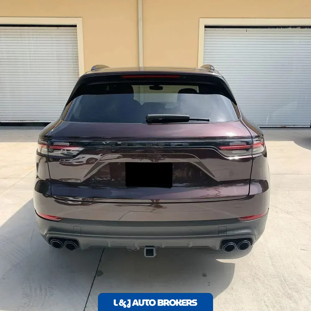 2022 Porsche Cayenne S Platinum Edition