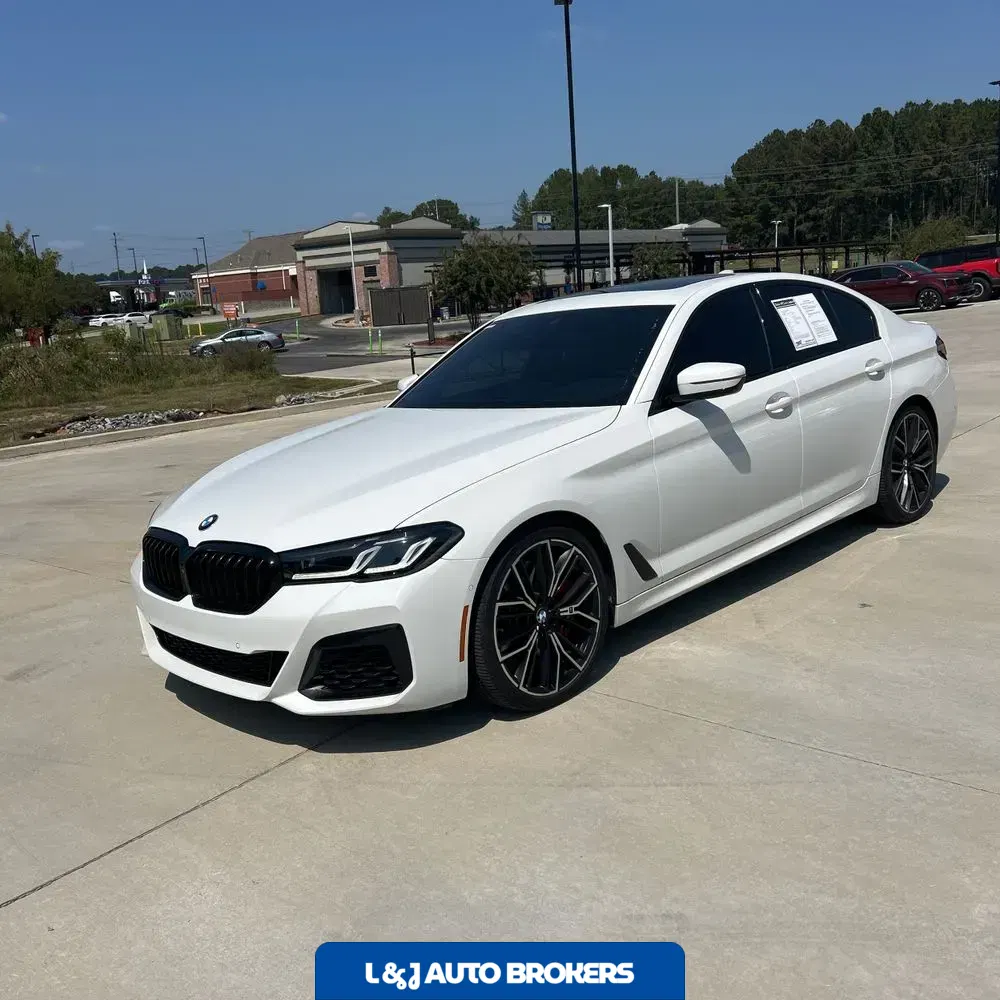2021 BMW 5-Series M550xi