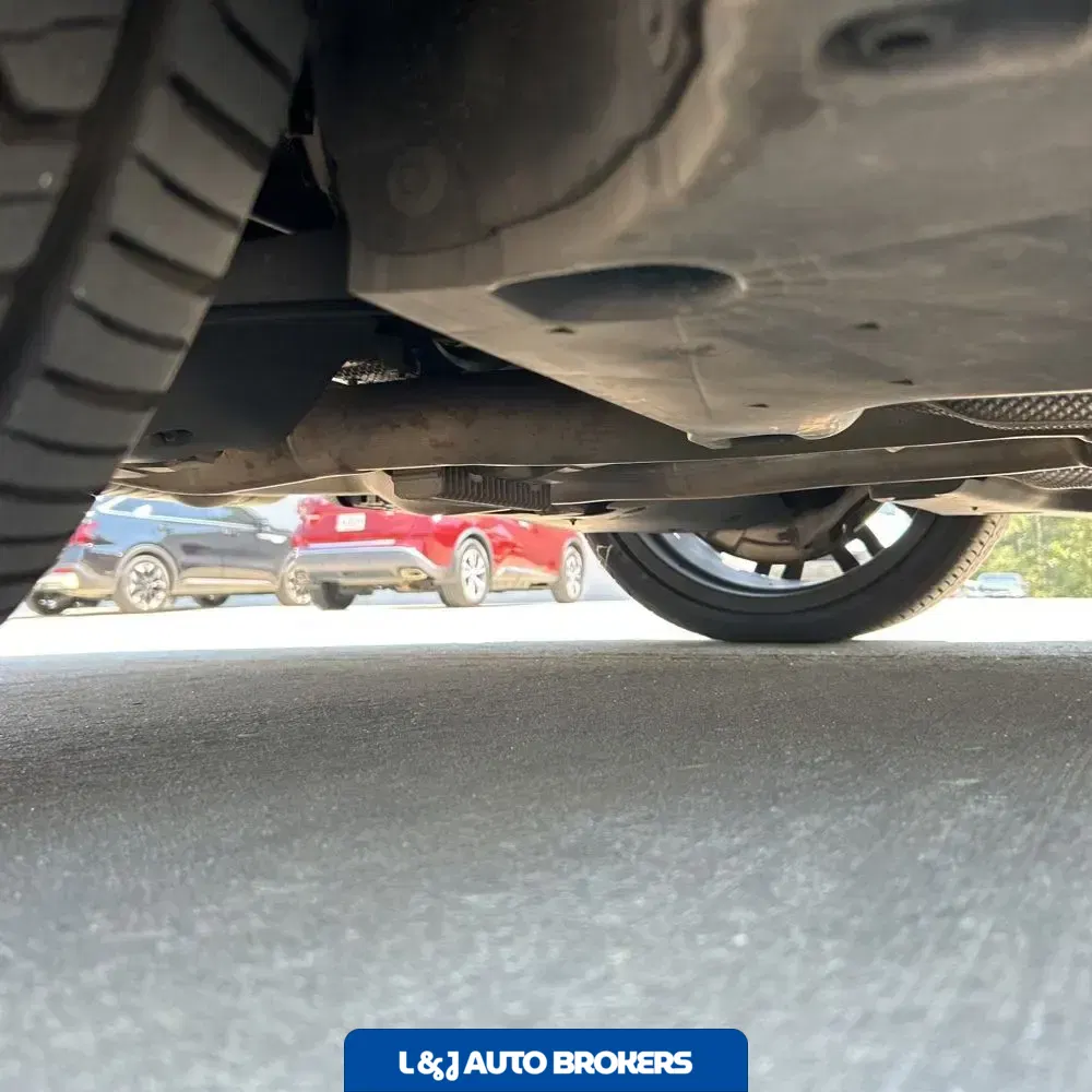 2021 BMW 5-Series M550xi
