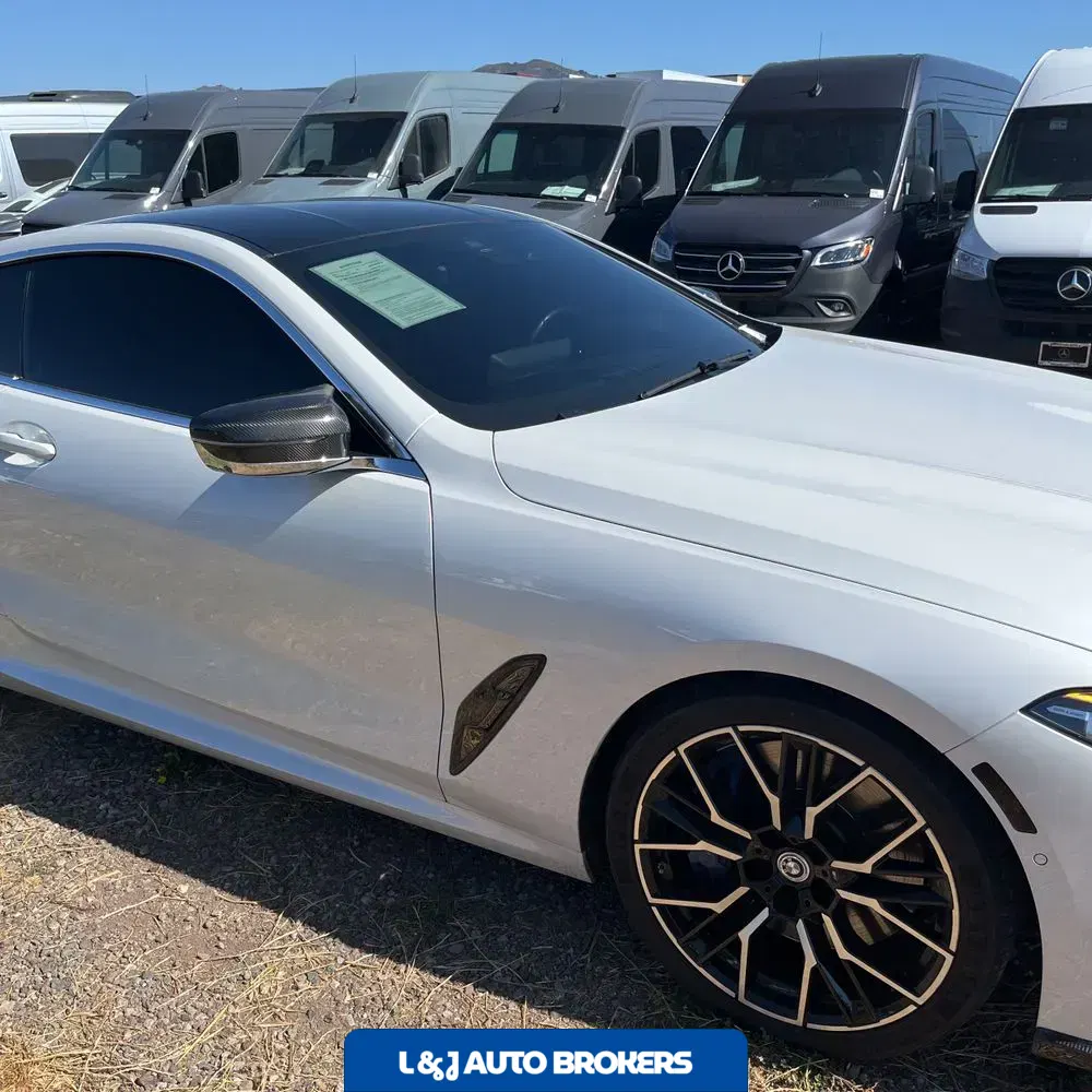 2023 BMW 8-Series M850xi