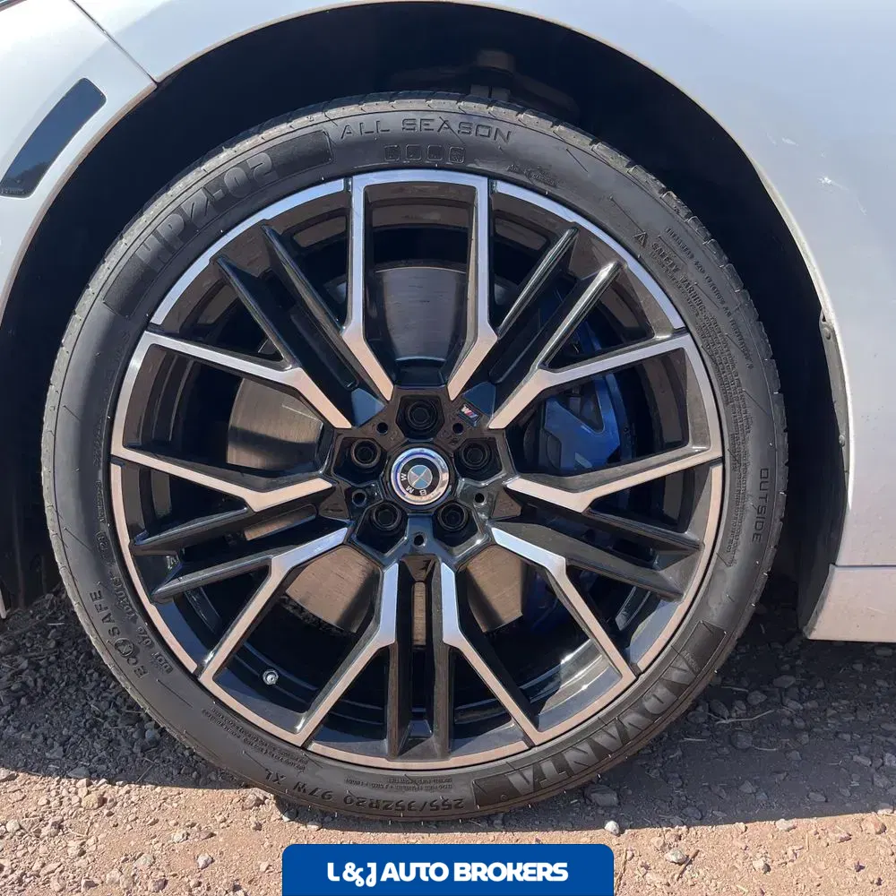 2023 BMW 8-Series M850xi