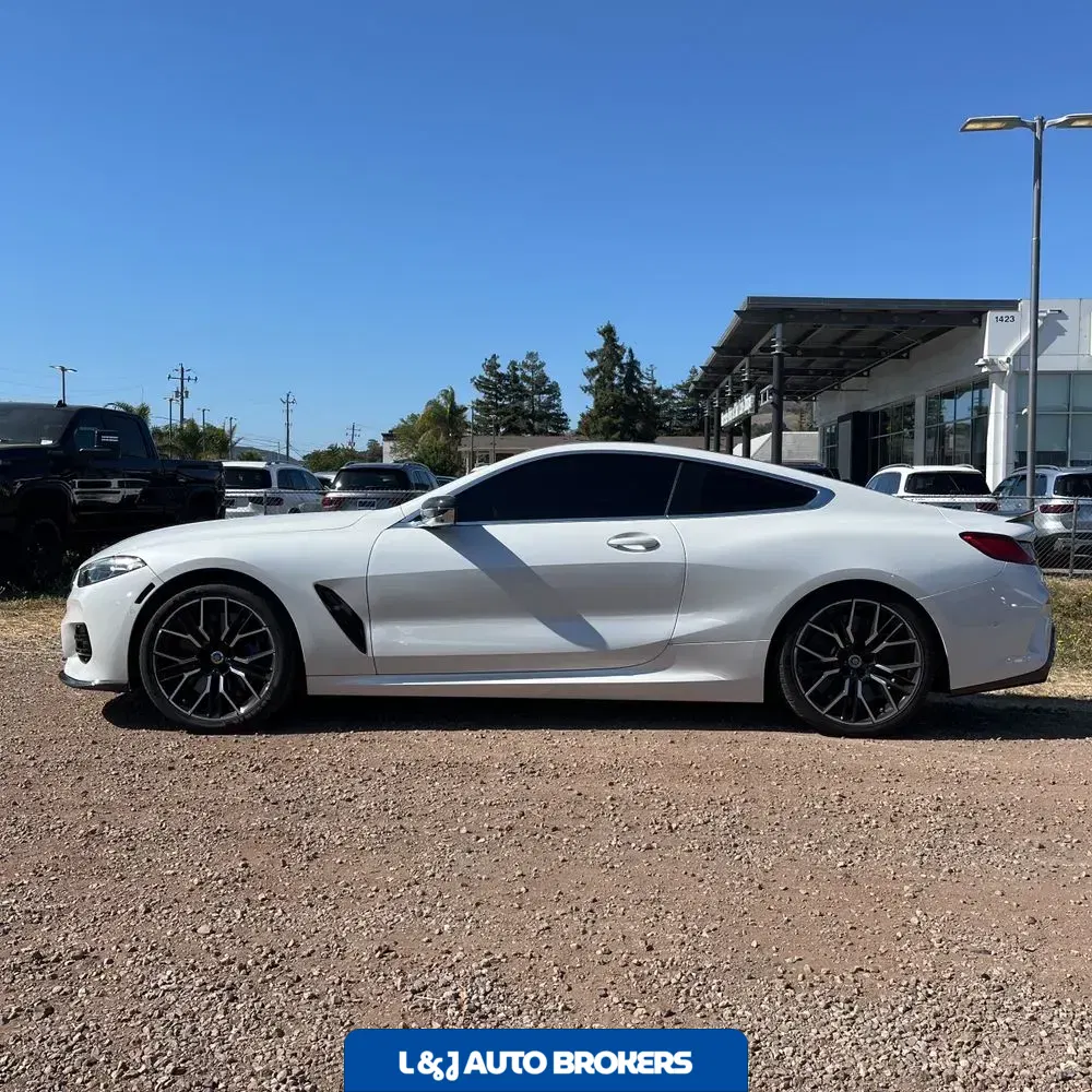 2023 BMW 8-Series M850xi