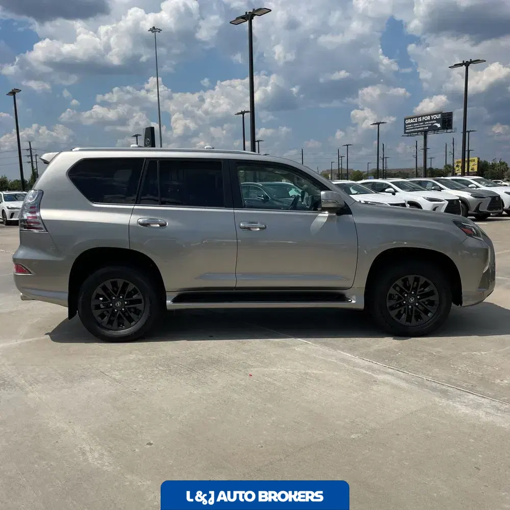 2023 Lexus GX 460 Base