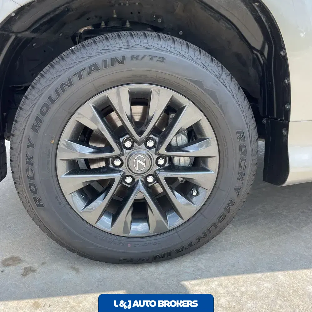 2023 Lexus GX 460 Base