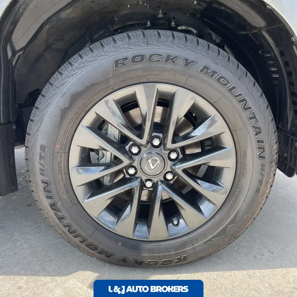 2023 Lexus GX 460 Base