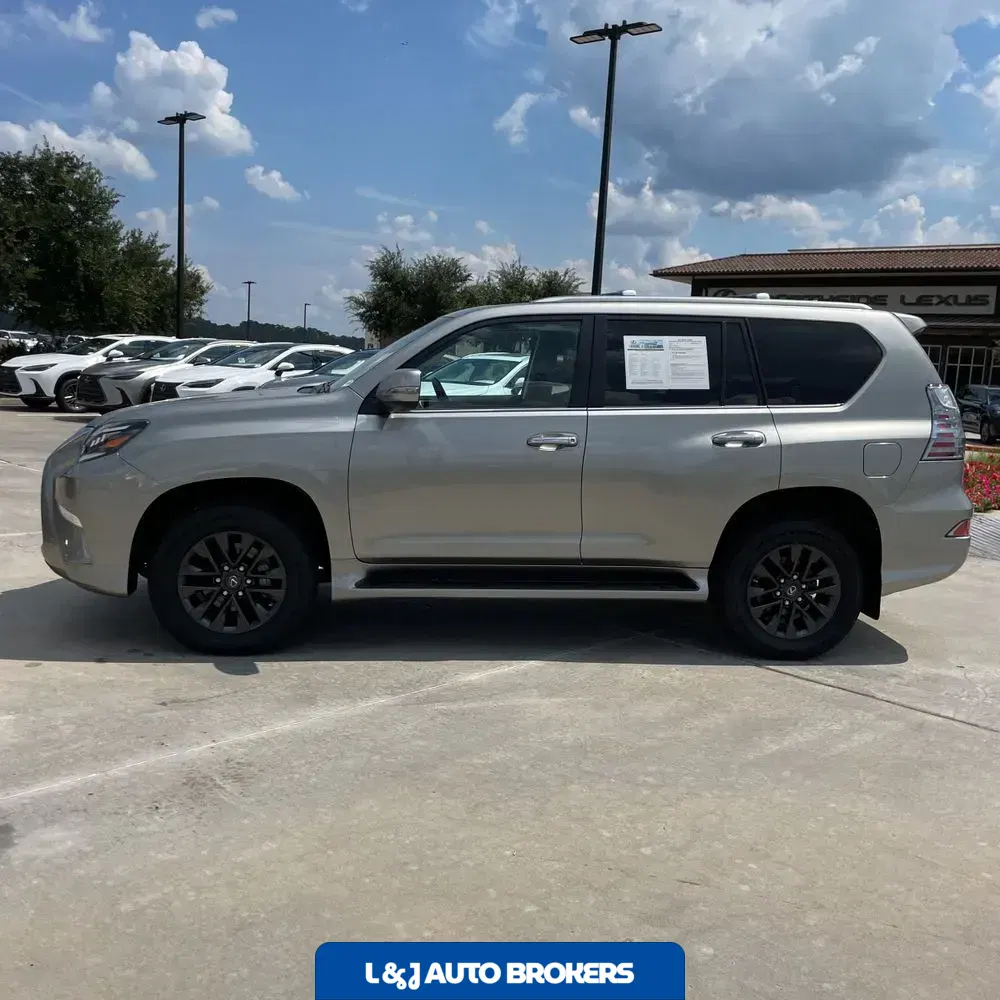2023 Lexus GX 460 Base