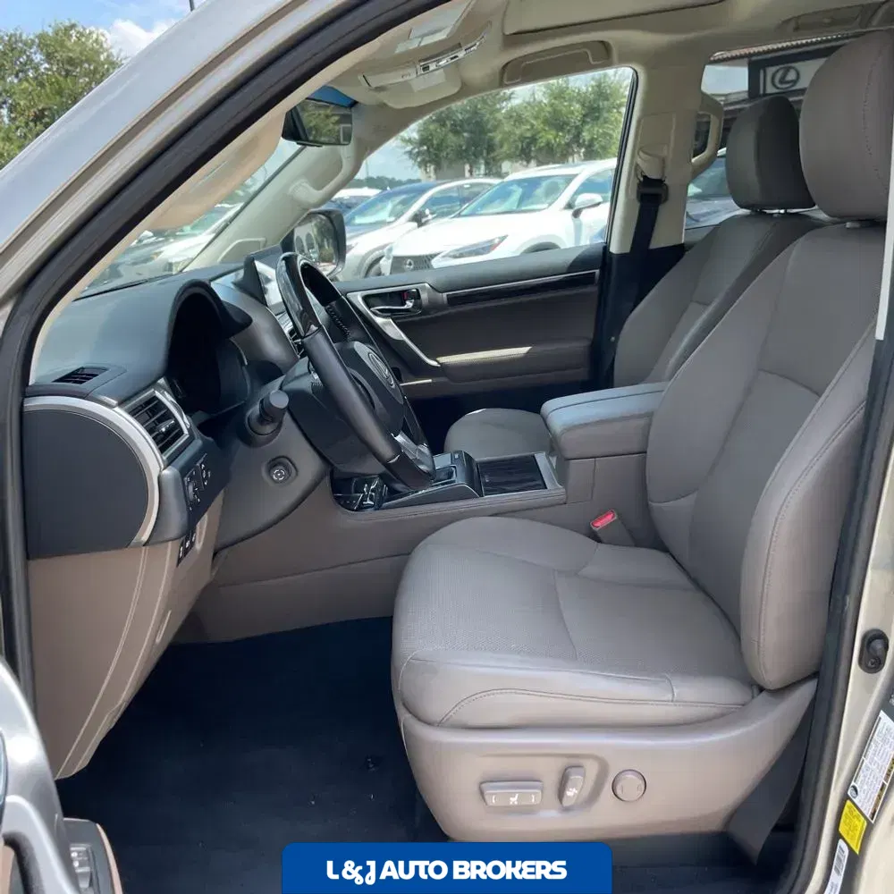 2023 Lexus GX 460 Base