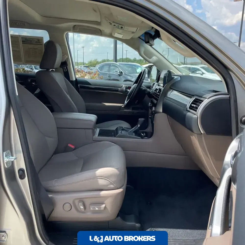 2023 Lexus GX 460 Base