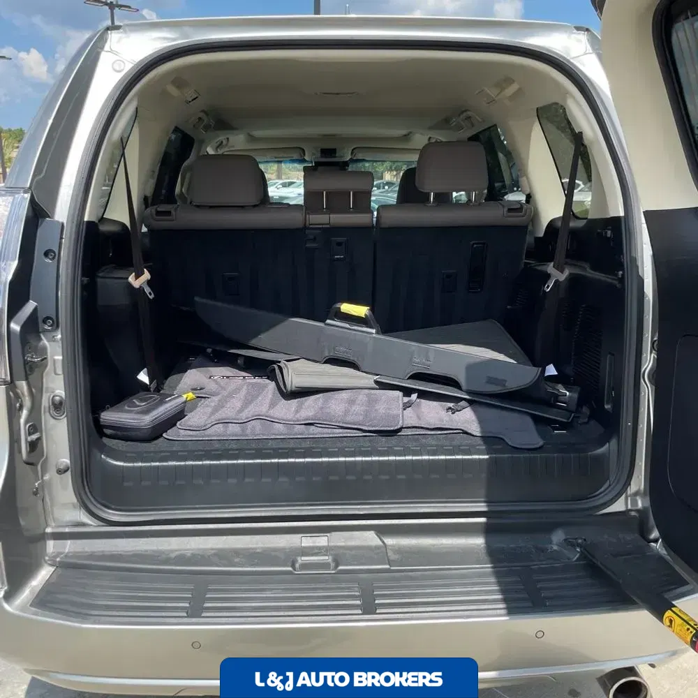 2023 Lexus GX 460 Base