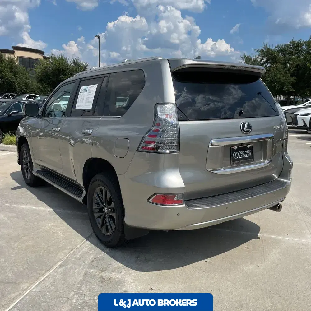 2023 Lexus GX 460 Base