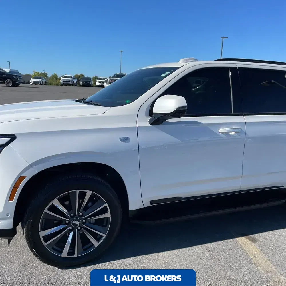 2025 Cadillac Escalade Sport