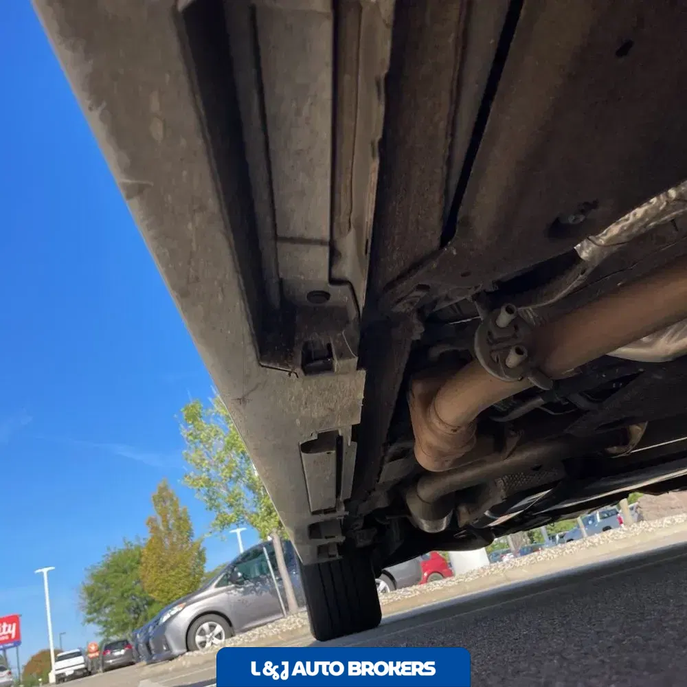 2023 Toyota Sienna Woodland Edition
