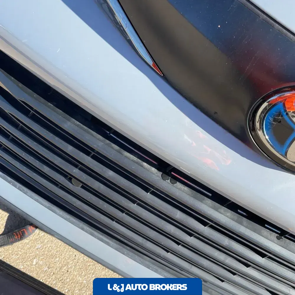 2023 Toyota Sienna Woodland Edition