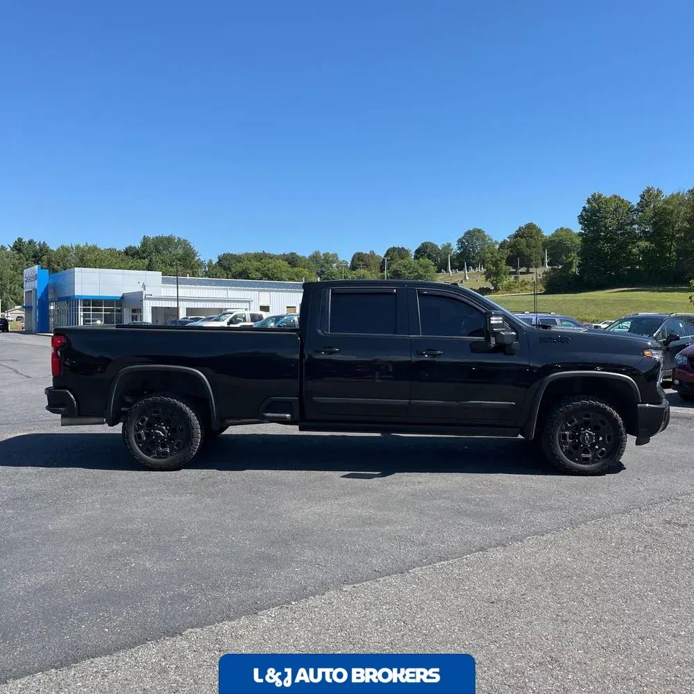 2024 Chevrolet Silverado 3500HD High Country