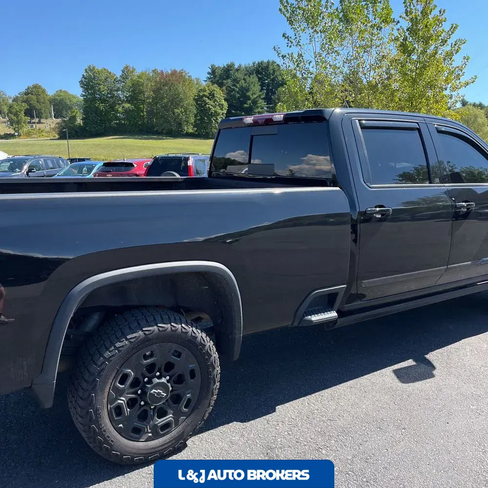 2024 Chevrolet Silverado 3500HD High Country