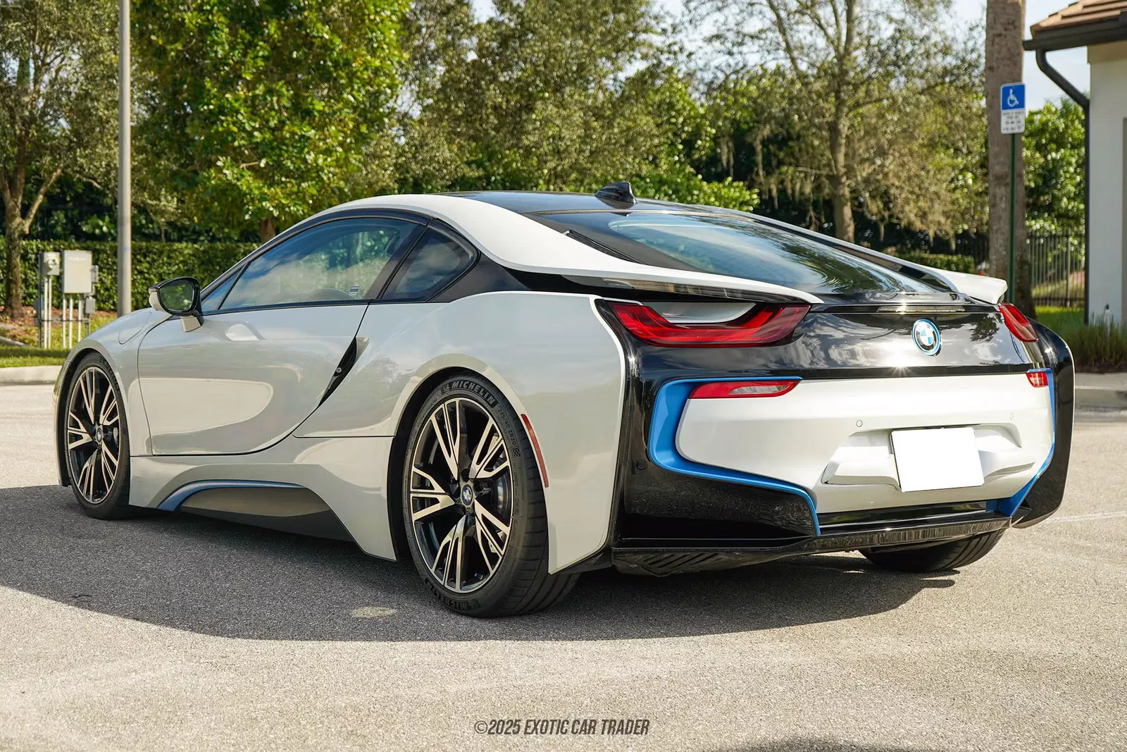 2015 BMW I8