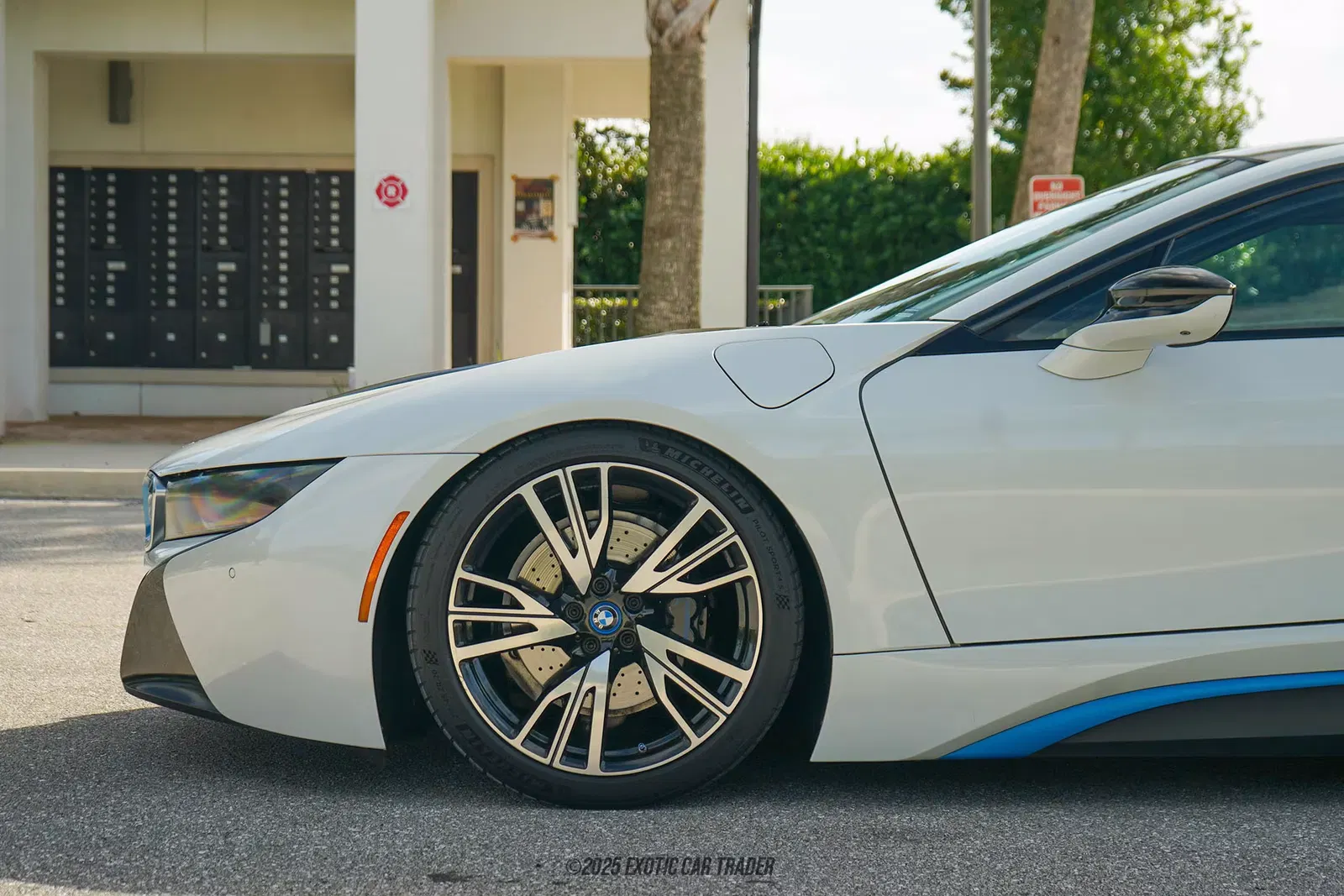 2015 BMW I8