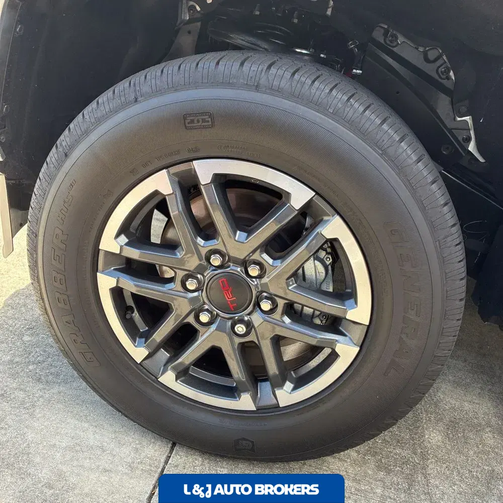 2025 Toyota Tacoma TRD Sport HV