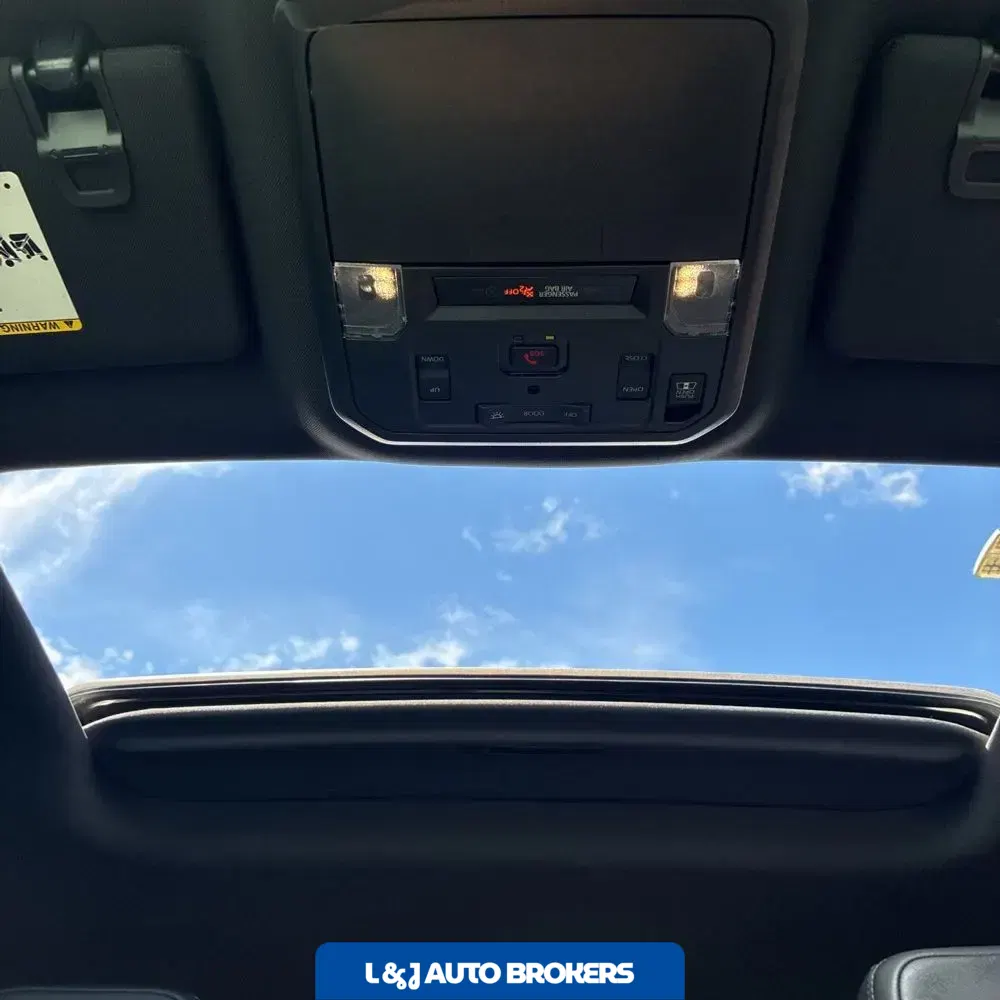 2025 Toyota Tacoma TRD Sport HV