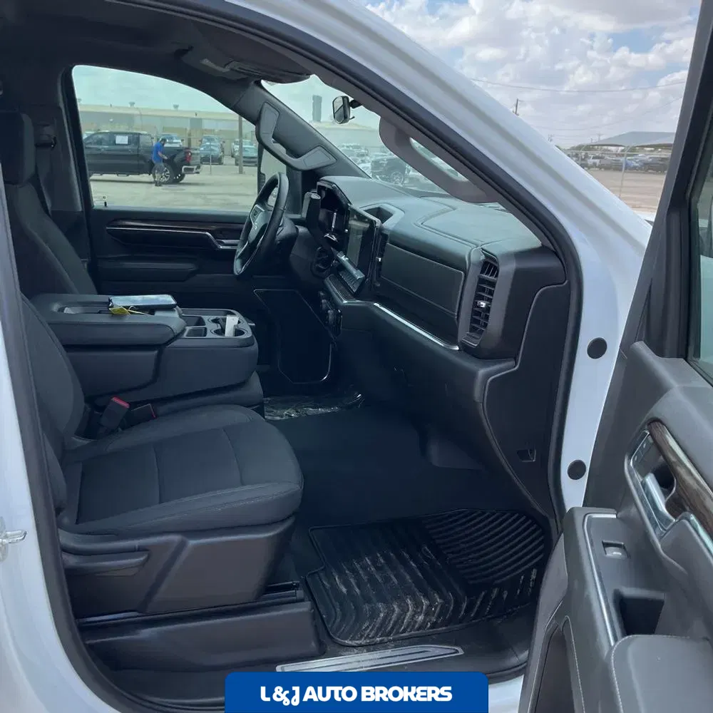 2024 Chevrolet Silverado 3500HD LT