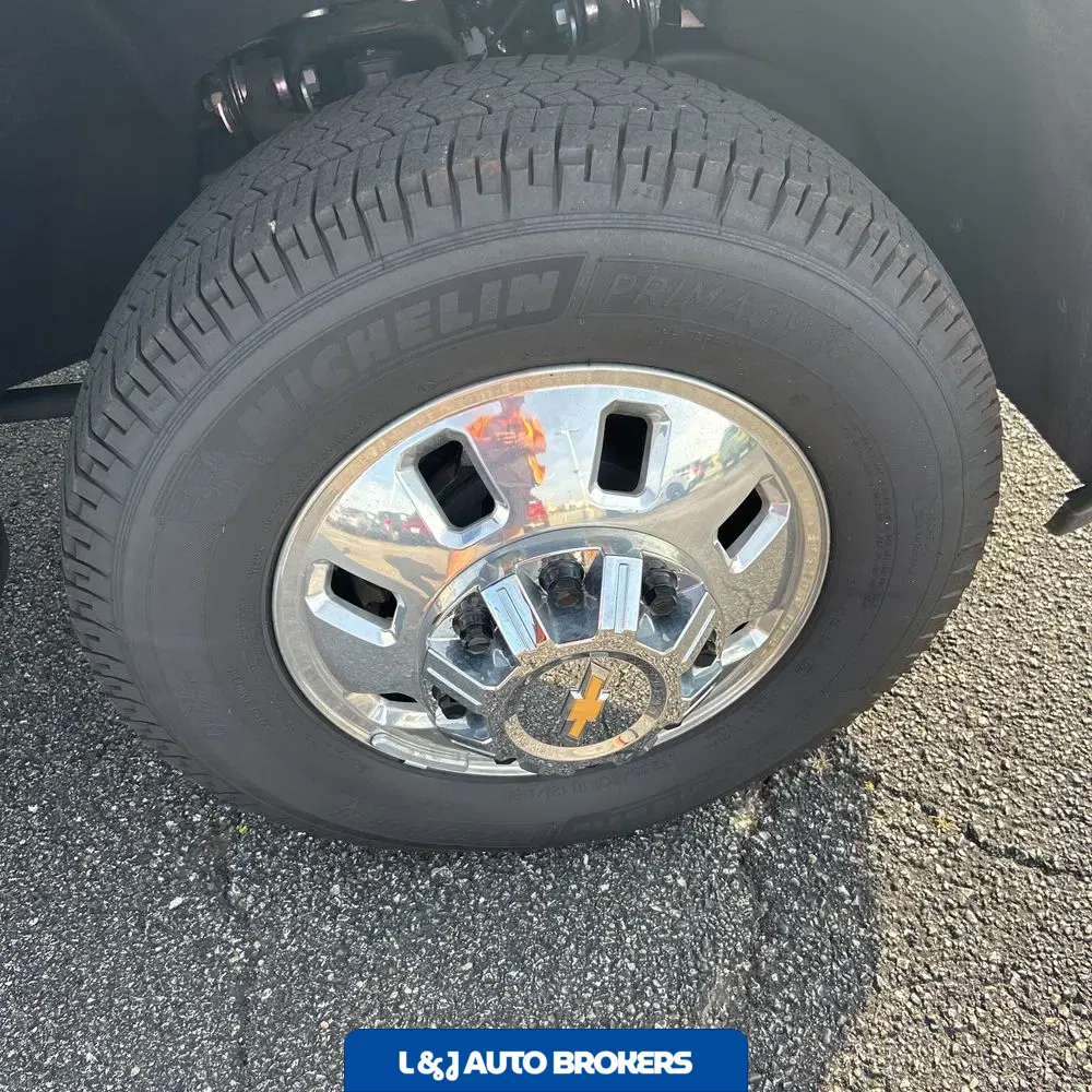 2025 Chevrolet Silverado 3500HD LTZ