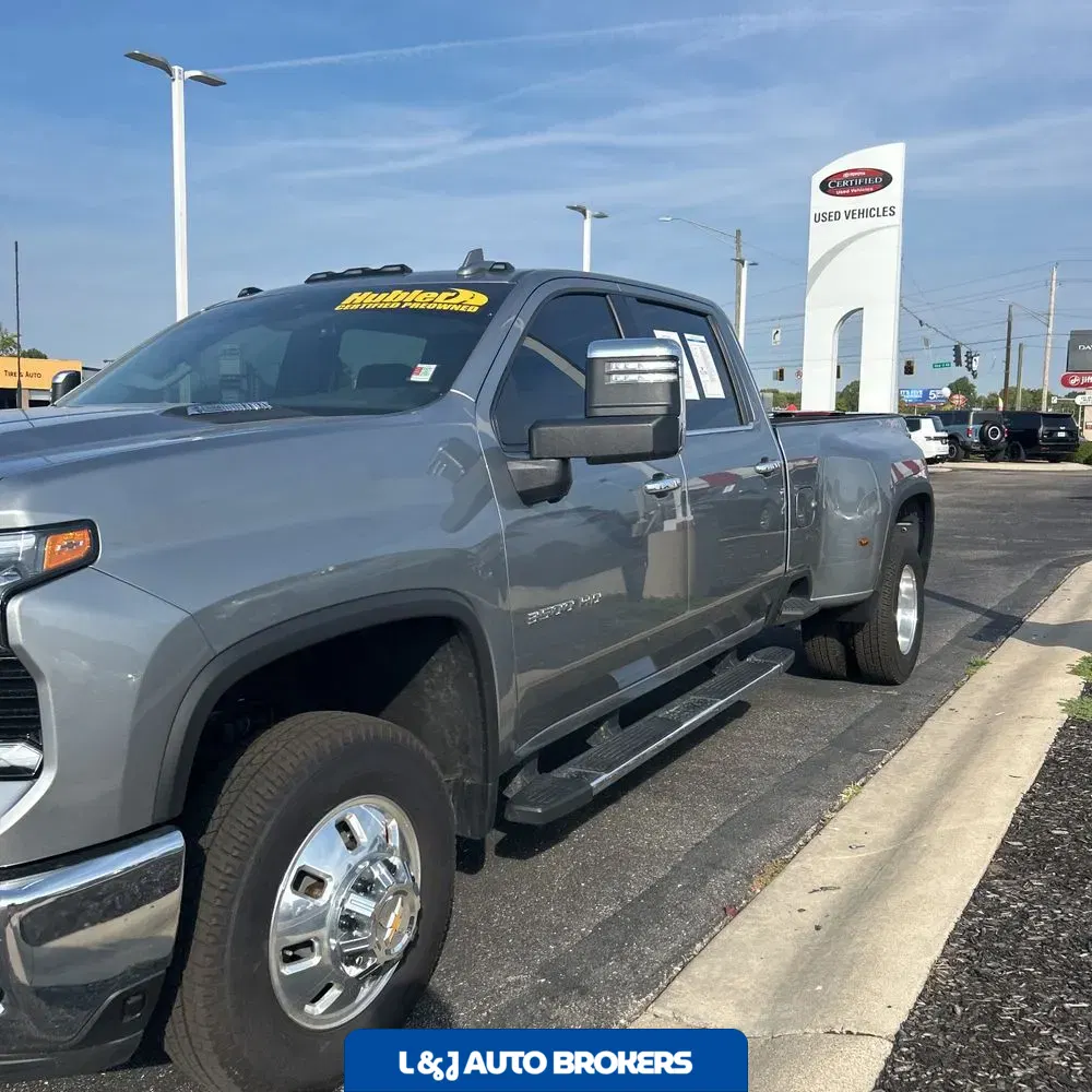 2025 Chevrolet Silverado 3500HD LTZ